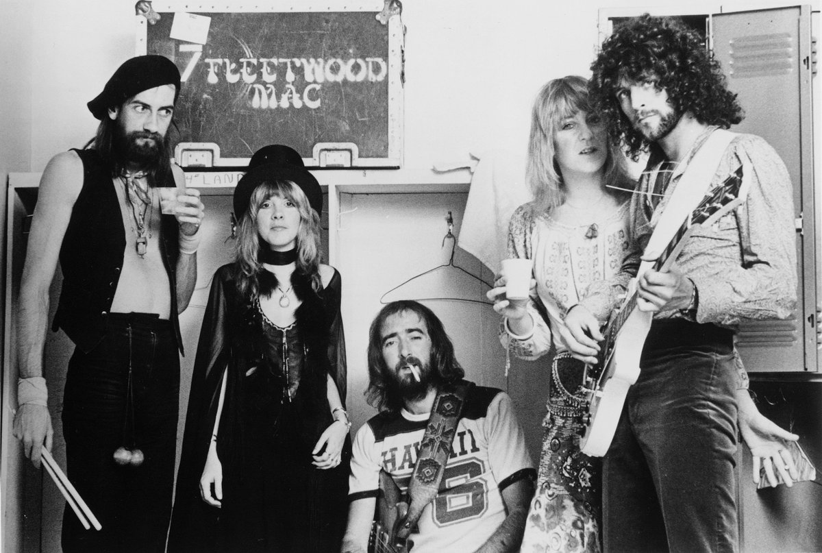 HiResAudio's tweet image. .@fleetwoodmac ready deluxe edition of self-titled 1975 Fleetwood Mac album for 01.19.18 that includes hi-res 5.1 mix in 96/24 @HiResAudio bit.ly/FMacinSurround