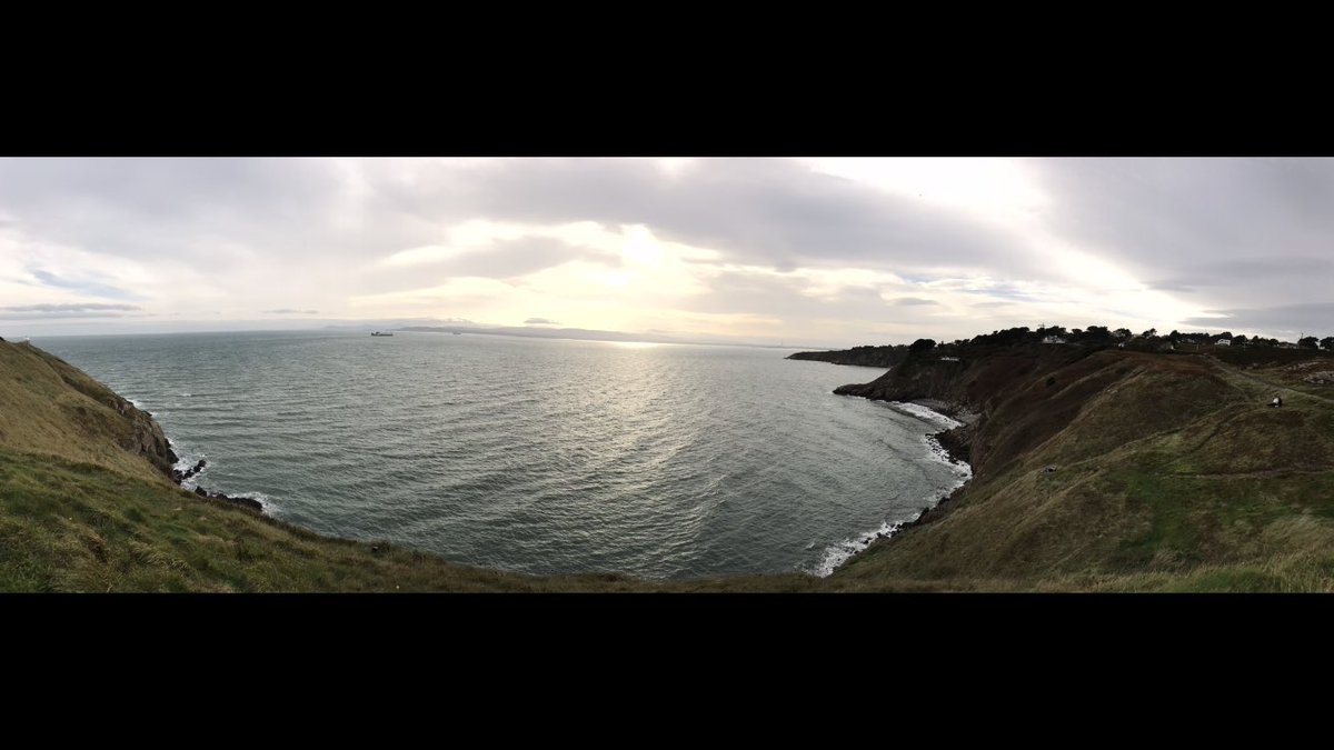 alexx025's tweet photo. #BecaOnaCarbonell #AUssieYouTOO #Ireland #howth #dublin https://t.co/P8Fbp2vME4
