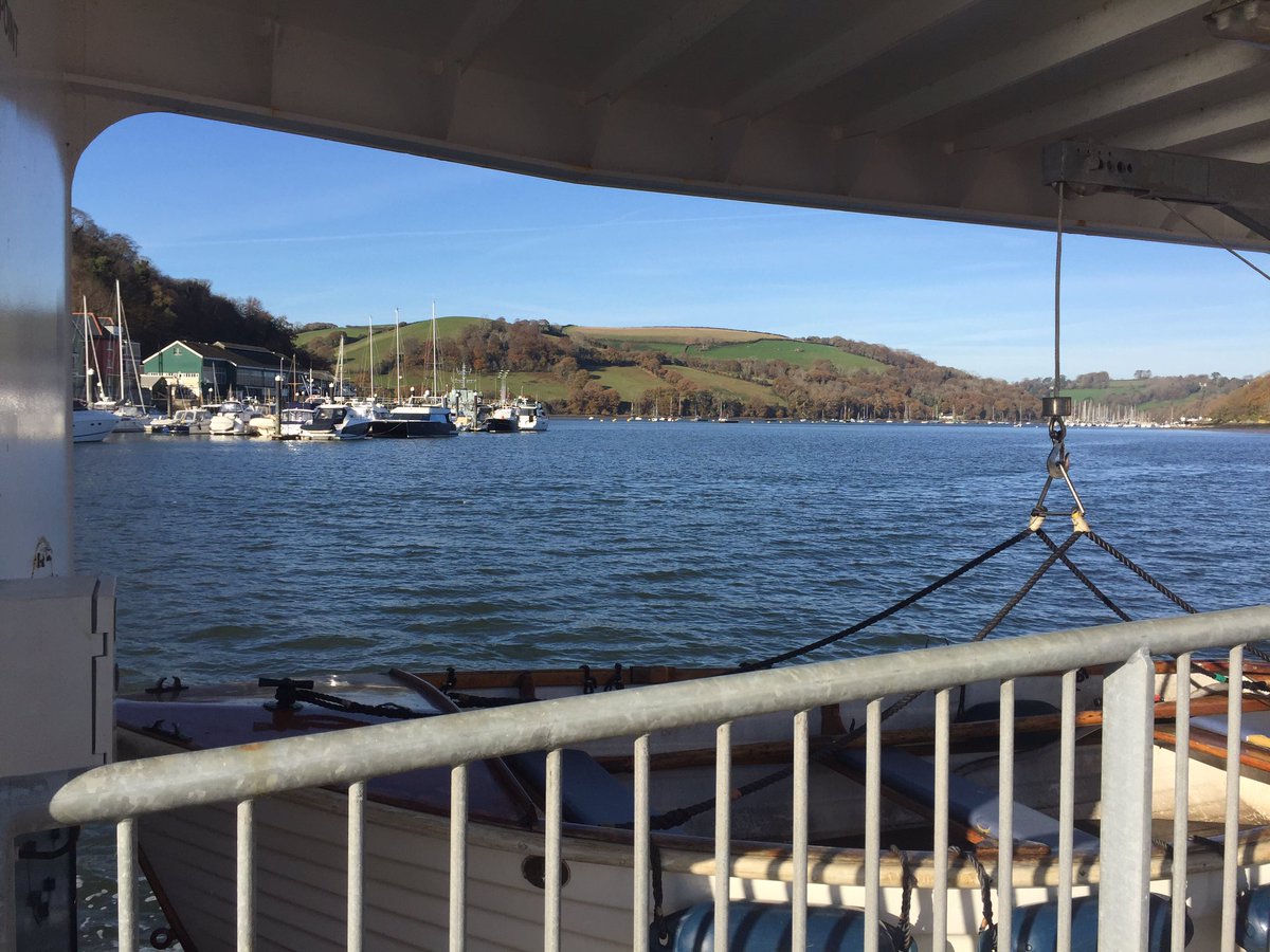 edwardleelawyer's tweet image. One of the best things about being a lawyer in #devon.... home visits requiring a boat! #devonlaw
