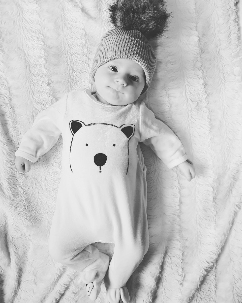 BethanyUphill's tweet photo. @DeanSimmons01 😍🐾 https://t.co/o0sdZuaAFL