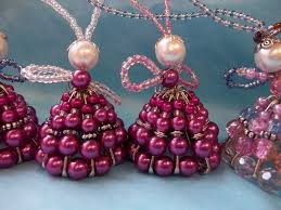 Enjoy a variety of festive stalls, games, music and Christmas cheer at Holy Rood Christmas Fair tomorrow ow.ly/iztj30gxgf4