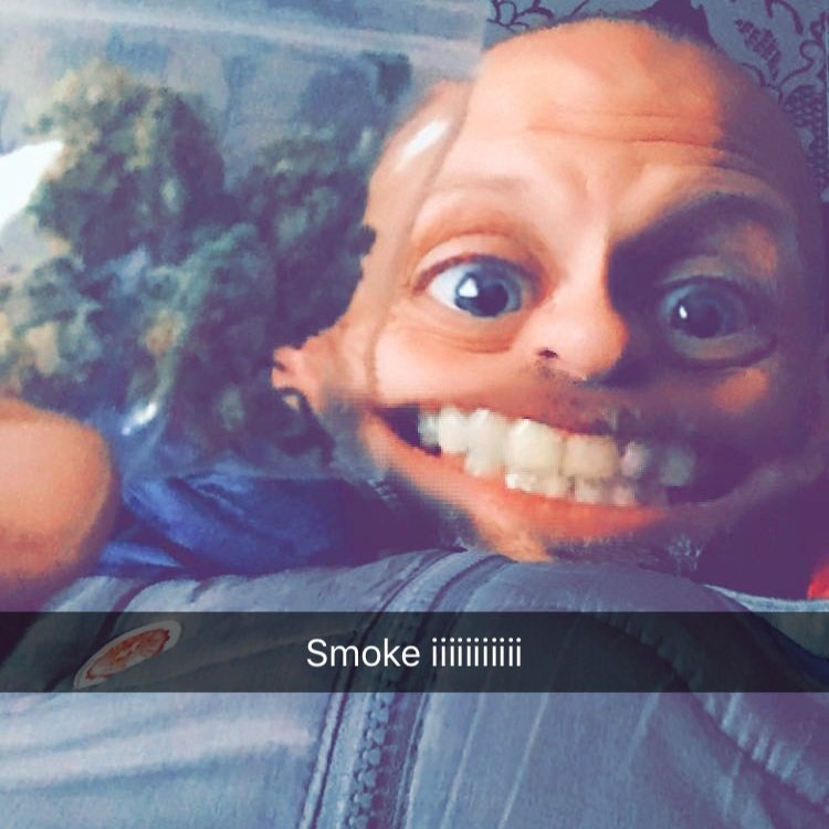 MCR_LAD's tweet photo. #NewProfilePic #weed #stoner #blunts #weedlover #stonerdate # https://t.co/zOilI0Fens