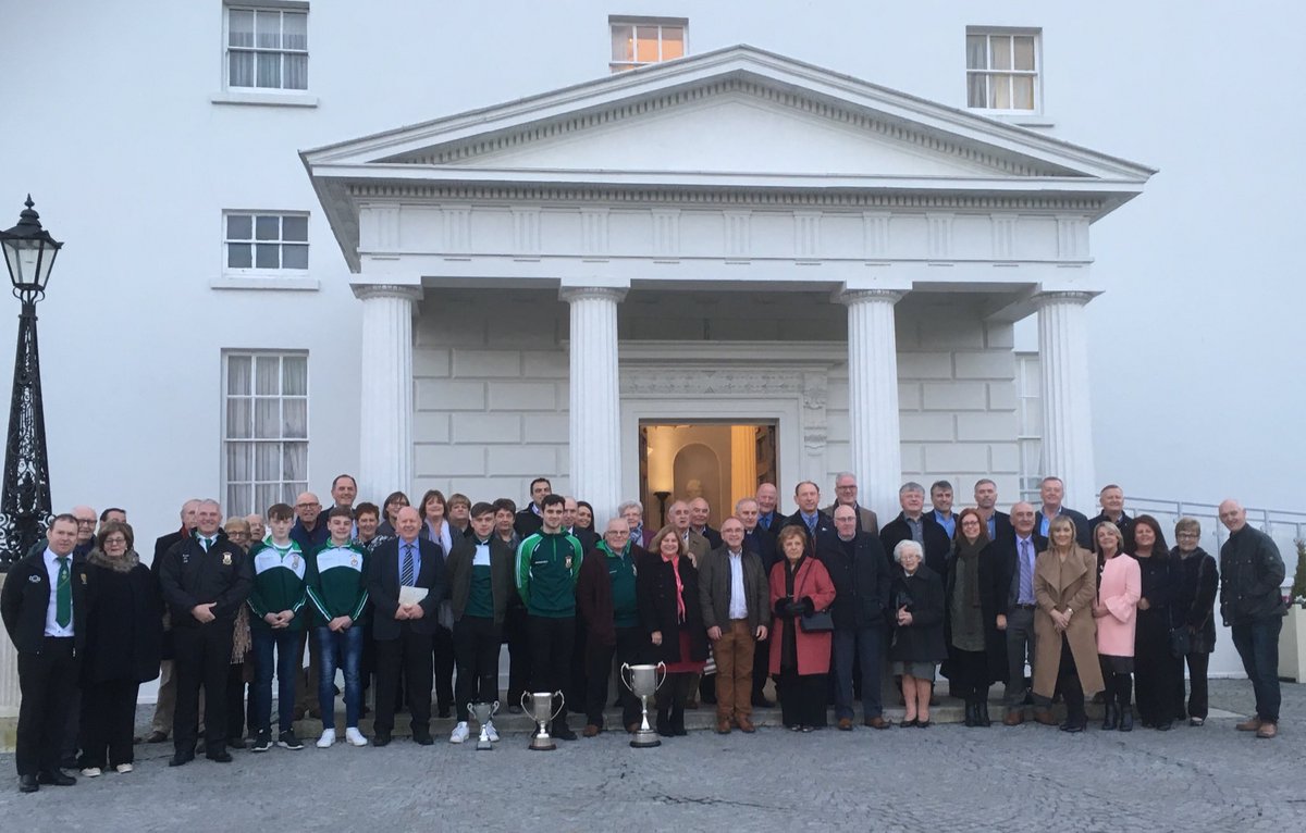 Members of Burren GAA Club (<a href="/BurrenGAA/">BurrenGAAOfficial</a>) visiting #ÁrasAnUachtaráin today.
