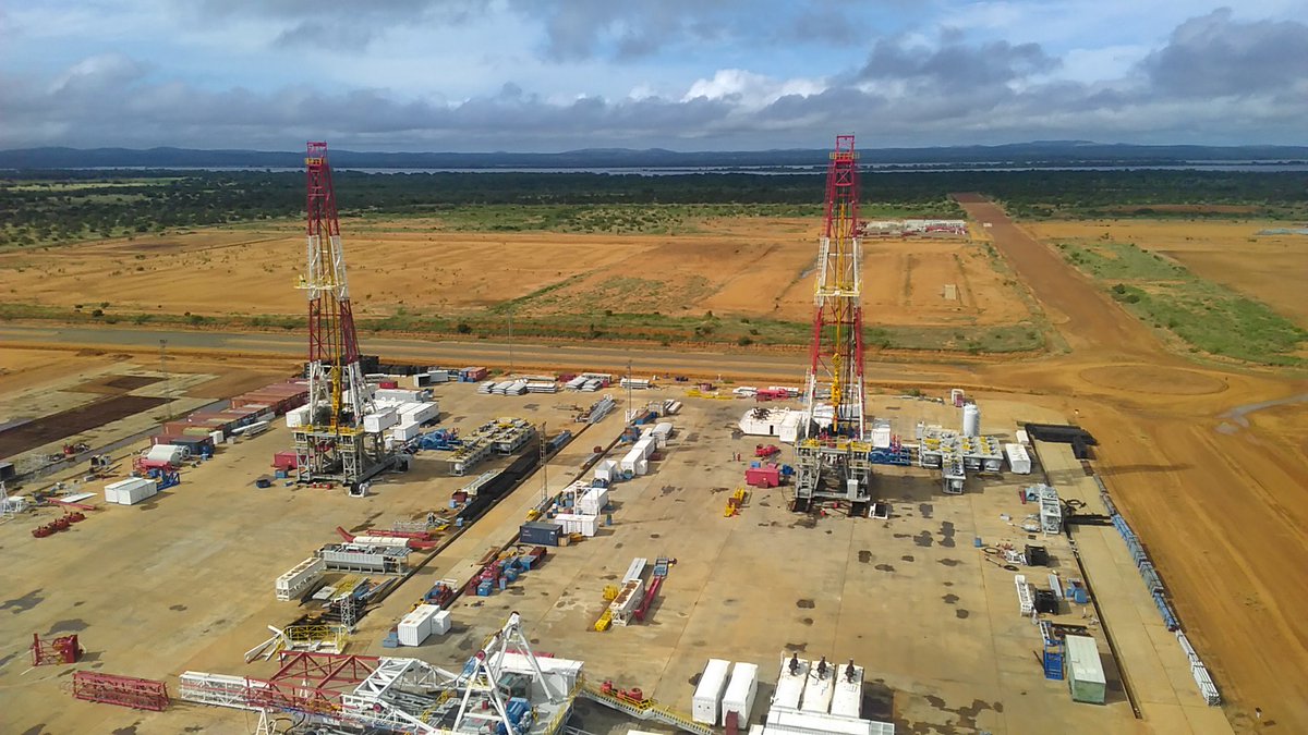 salcedols's tweet photo. @pdvsawillrangel @delpinoeulogio @MinPetroleoVE @NicolasMaduro  ICVT Filial de PDVSA Ind. Realizamos actividades netamente petroleras y no somos tomado en cuenta para los beneficios del CCP Tomen carta sobre él asunto. Igual trabajo igual salario y beneficios https://t.co/qIIjWjZien