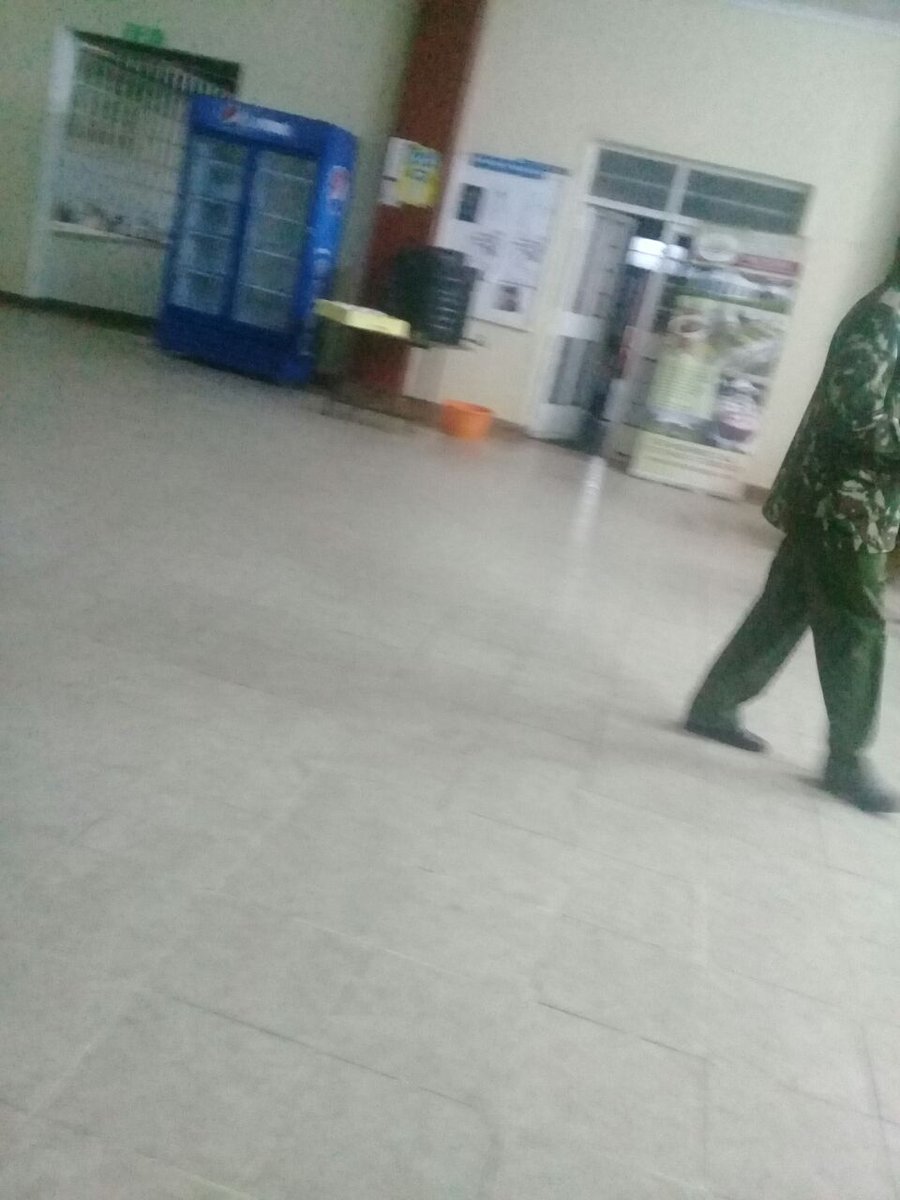 InvoNewspaper's tweet photo. After throwing teargas at Daystar University students during @DusaAthiRiver organized "Silent Protest", Anti-riot Police were fed student paid dinner

@NPSOfficial_KE 
#DaystarLivesMatter 
#DaystarUniversityRot https://t.co/8PwtToWx46