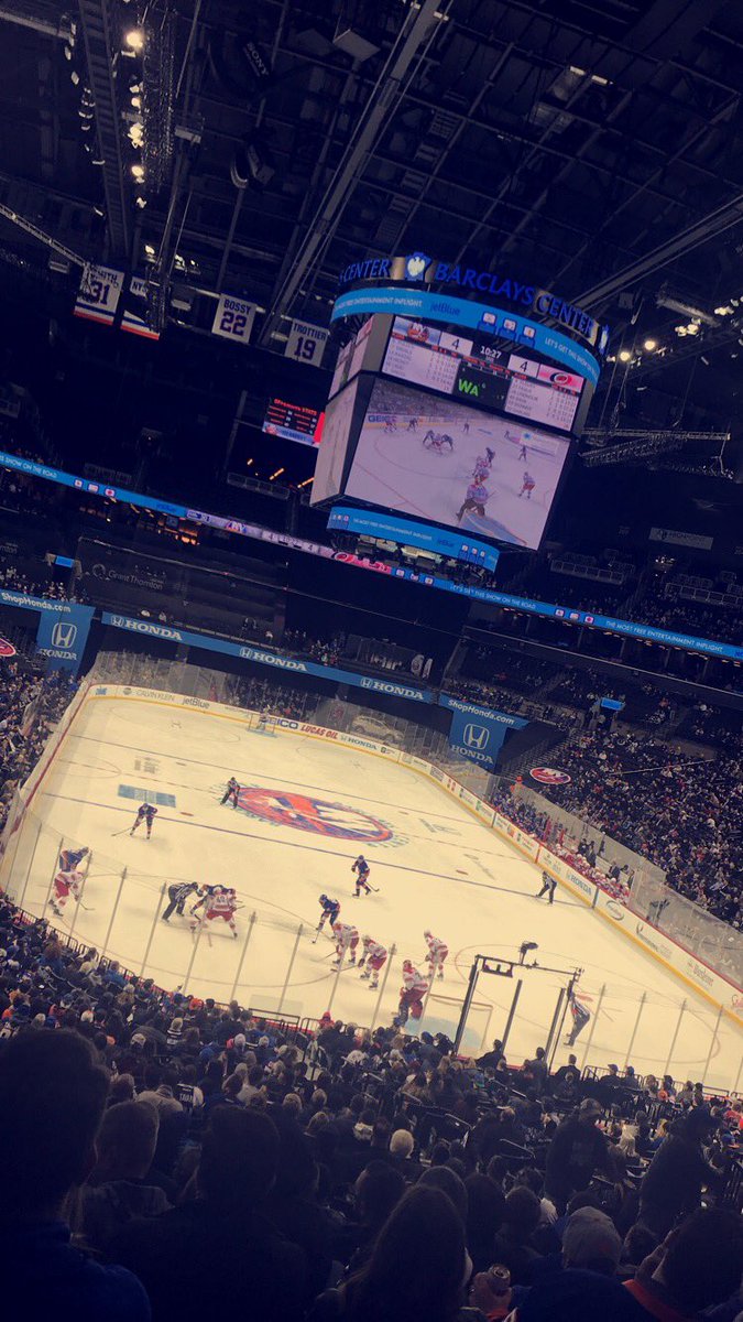 KBarker_41's tweet photo. Amazing Day 2 of our #NUSMA trip. Huge thanks to @StevePersaud94 and our @NiagaraAlumni joining us at the @NYIslanders and other locations. https://t.co/QU4CXvhzw0
