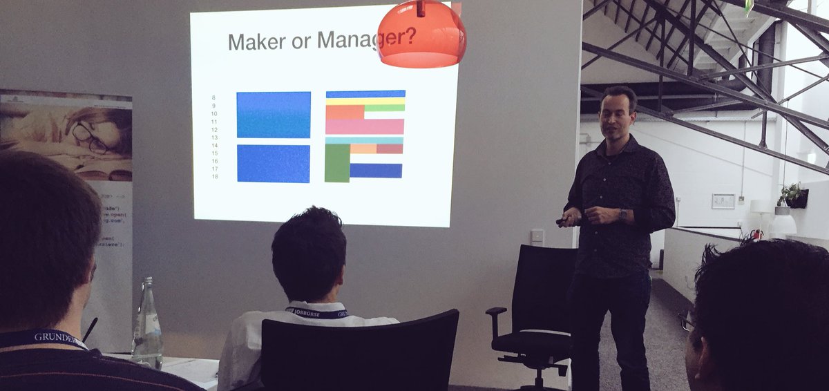 Informatiktage's tweet photo. Und was seid ihr: Maker oder Manager? Karsten Will von @OC_WIRE beim #DevCamp17 @inovexgmbh in Köln https://t.co/sneO1krPwD