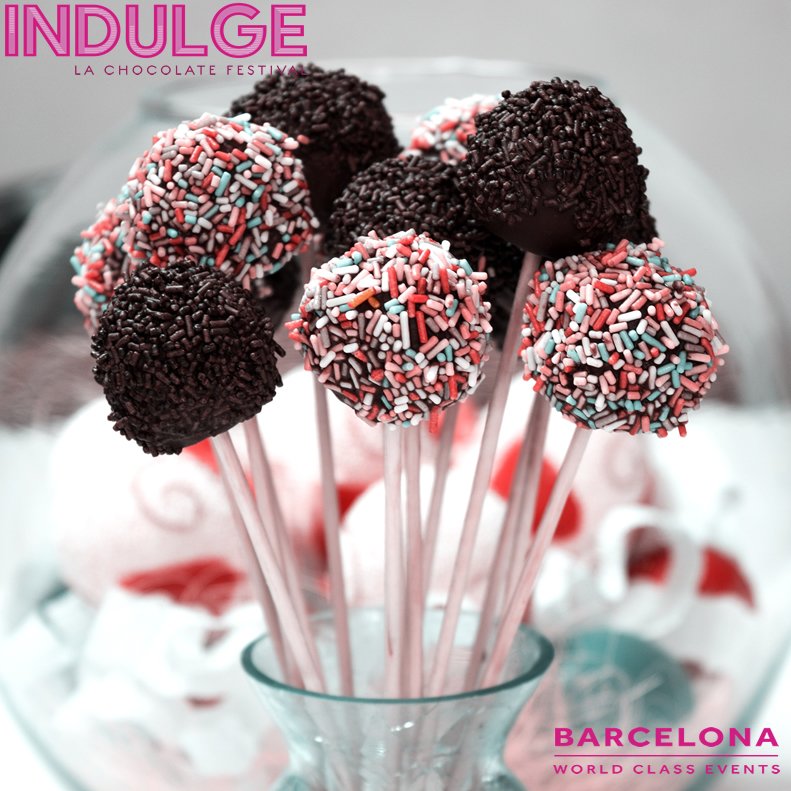 AlanSemsar's tweet photo. ON SALE NOW https://t.co/vuSlArHZ3T tickets to the LA Chocolate Festival & Pastry Show with the worlds top 50 chefs @francoispayard @jpcolubri @Cosmopolitan_LV @Sugarpova @5Xbetterwine @PerfectoTequila @pauloakenfold @5XPAZ @MariaSharapova @IndulgeLA https://t.co/ejXWIGU49I