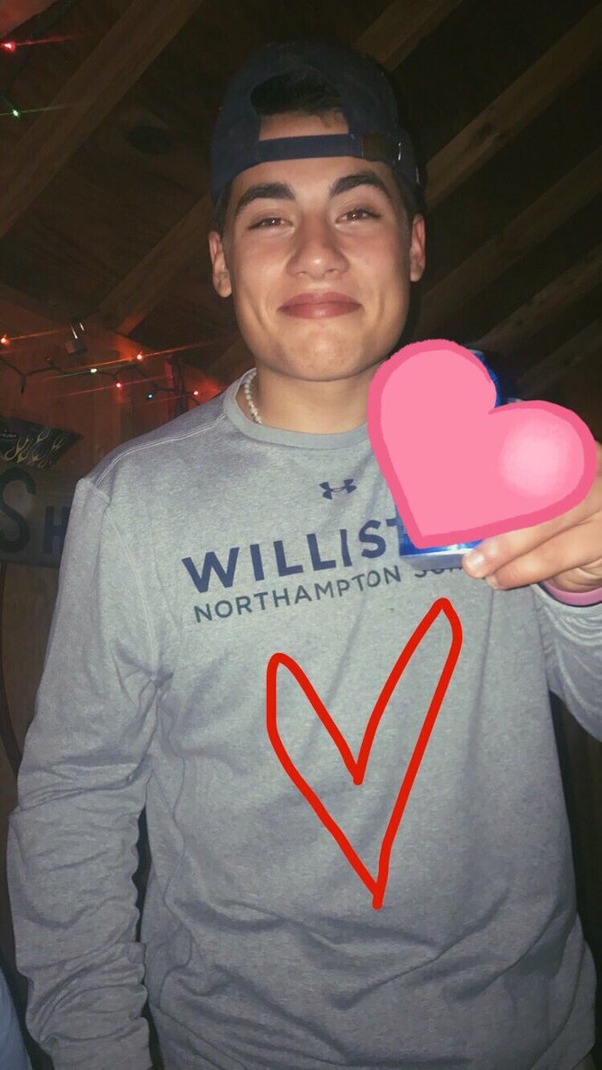 Giannaabruno's tweet photo. Happy bday JT, love u @jontavella15 hope u have a good day!!💖 ill forever hold the time u pushed me off the trampoline against you #lyle https://t.co/8OiuzNTavo
