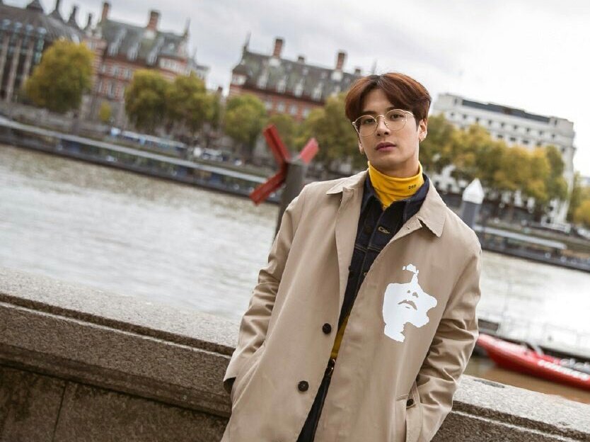 got7still's tweet photo. Stop the world cause I wanna get off with you https://t.co/kr4onM4jBi
