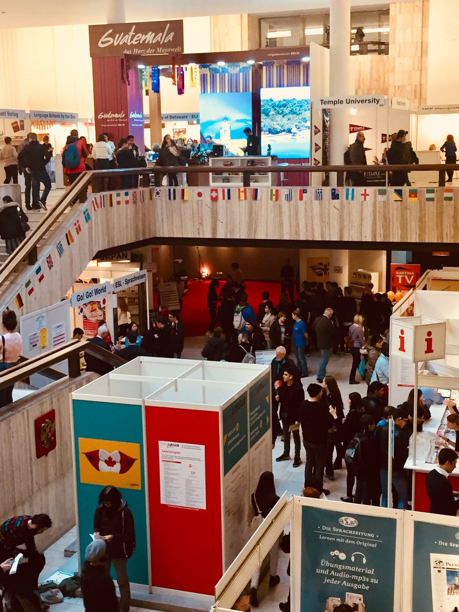 Thank you everyone for this exciting first day! See you tomorrow at the second day of #EXPOLINGUA! Get your free ticket here: bit.ly/2dWGpzW