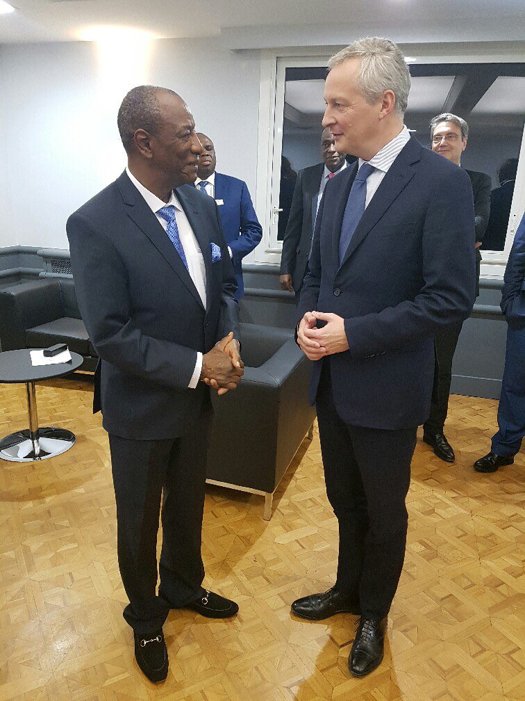 BrunoLeMaire's tweet photo. Avec le président de la République de #Guinée, Alpha Condé. 

Relance économique &amp; annonces encourageantes des partenaires économiques et financiers : belle promesse d'avenir pour la Guinée ! 🇬🇳
#PNDESGuinee https://t.co/LcuETrjVvf