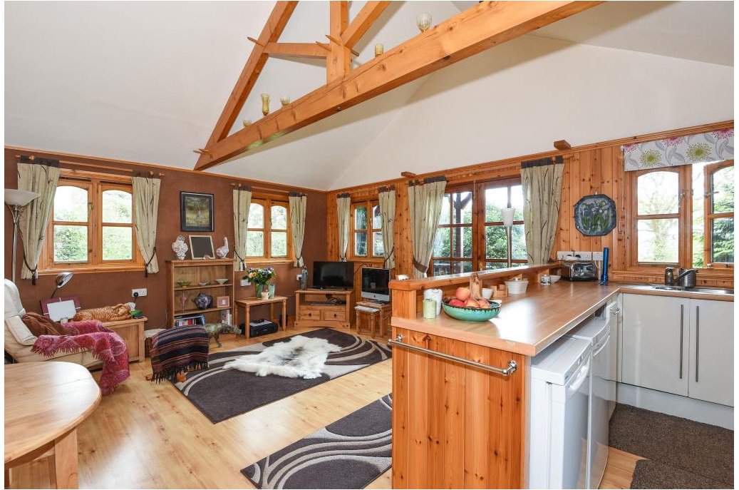 RBBProperty's tweet photo. Nestled away in the serene village of Hay on Wye is this 3-bedroom with views of the Black Mountains! #home https://t.co/l1wKDn2syk https://t.co/t0sLyqfmnm