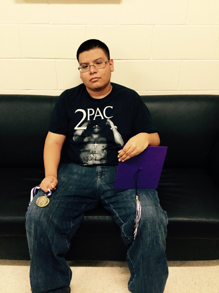 🎓🎓🎓🎉🎉🎉🙌 We have a graduate !!!! We are so proud of John ✌🏼