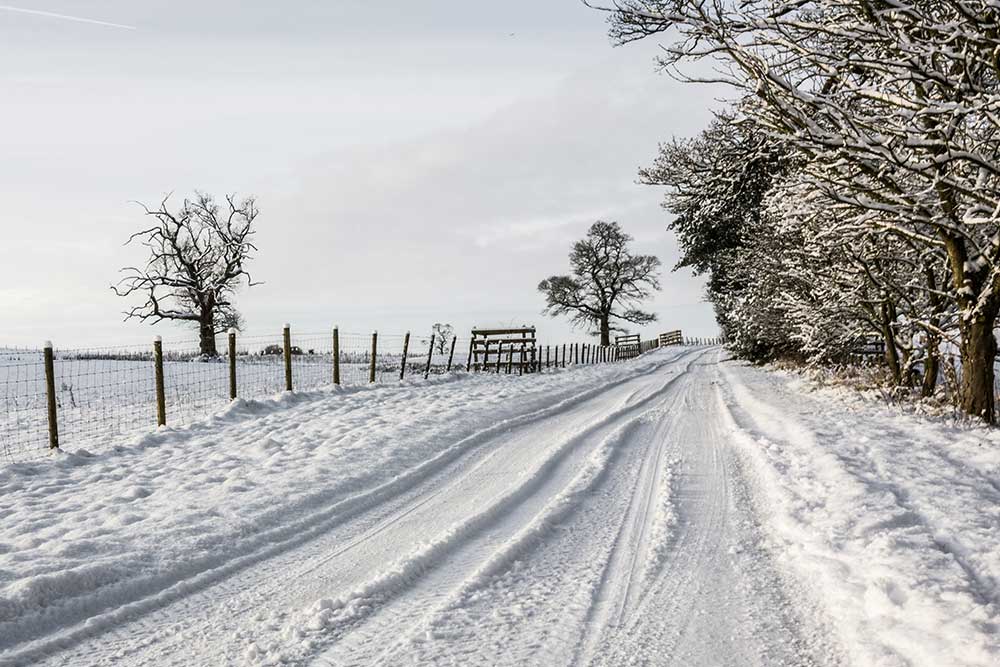 highlandgrowth's tweet photo. New #HCRU: @NHSImprovement warns of “extremely challenging” winter; £150m #AcuteSector deficit; Steve Powis becomes new @NHSEngland’s #CMO; #SocialCare #SpendingCuts; @NHSEngland develops #STP tech framework https://t.co/4NC3asZpxx https://t.co/aueomcWAz5