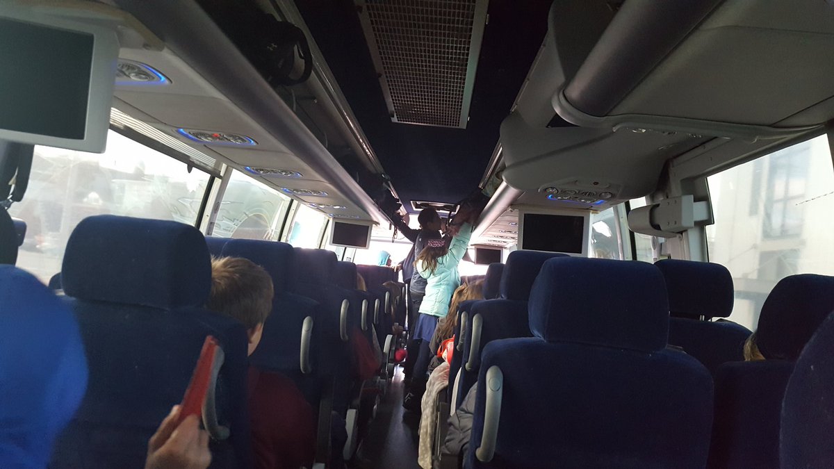 debwhite's tweet photo. On our way back to @rsu_26 after a great #labventure with @GMRI https://t.co/Ja8q4fyPxL