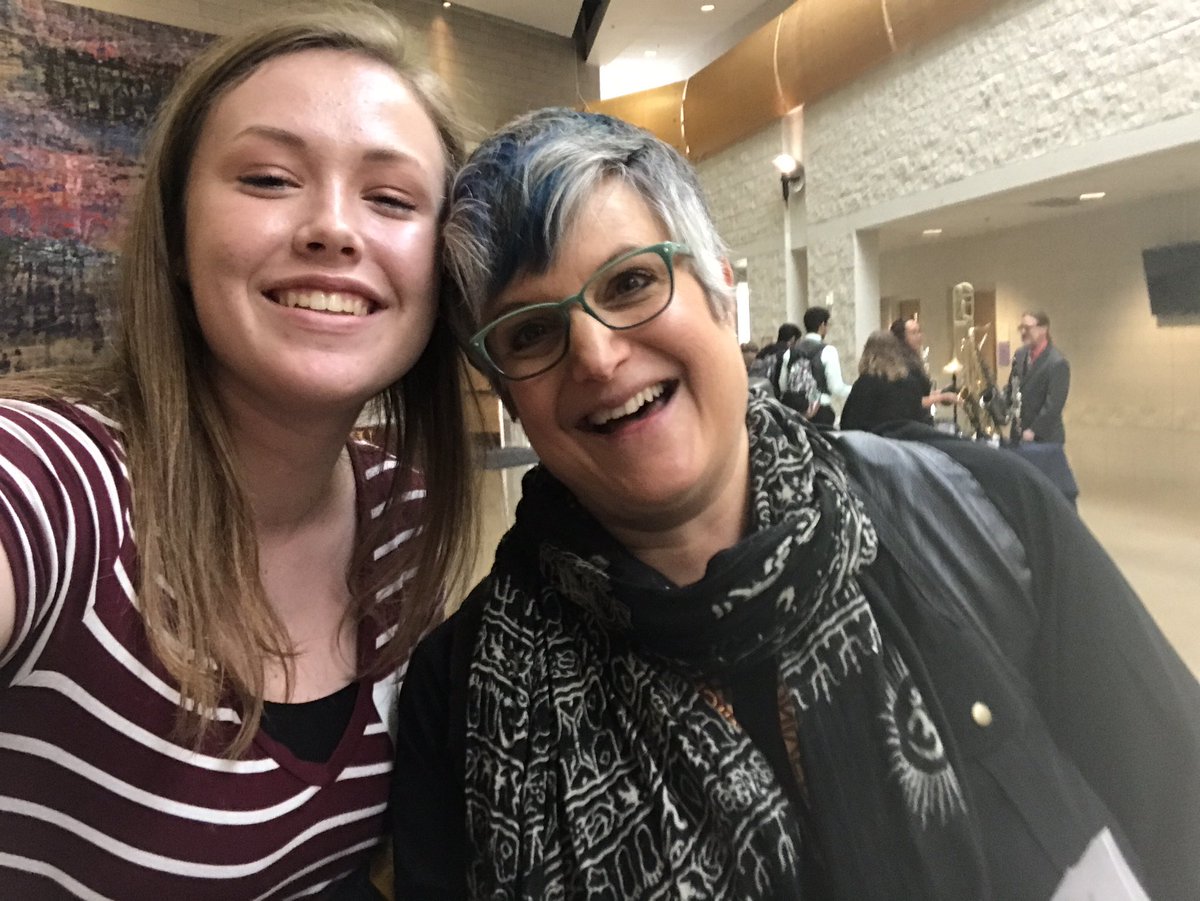 kaylieseeling's tweet photo. I'm here with the bassoon goddess!!!!
#CMUiw17 #FireUpMusic https://t.co/hHkDyxBYf2