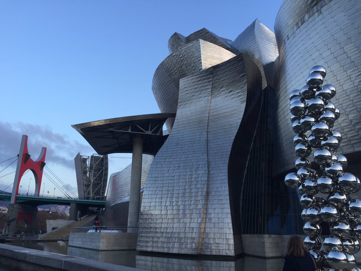 Mora_Jas's tweet photo. Q bellísima eres #Bilbao. @EnamoradoBilbao 🇪🇸 #YLP2017 https://t.co/zGIxkZewiL
