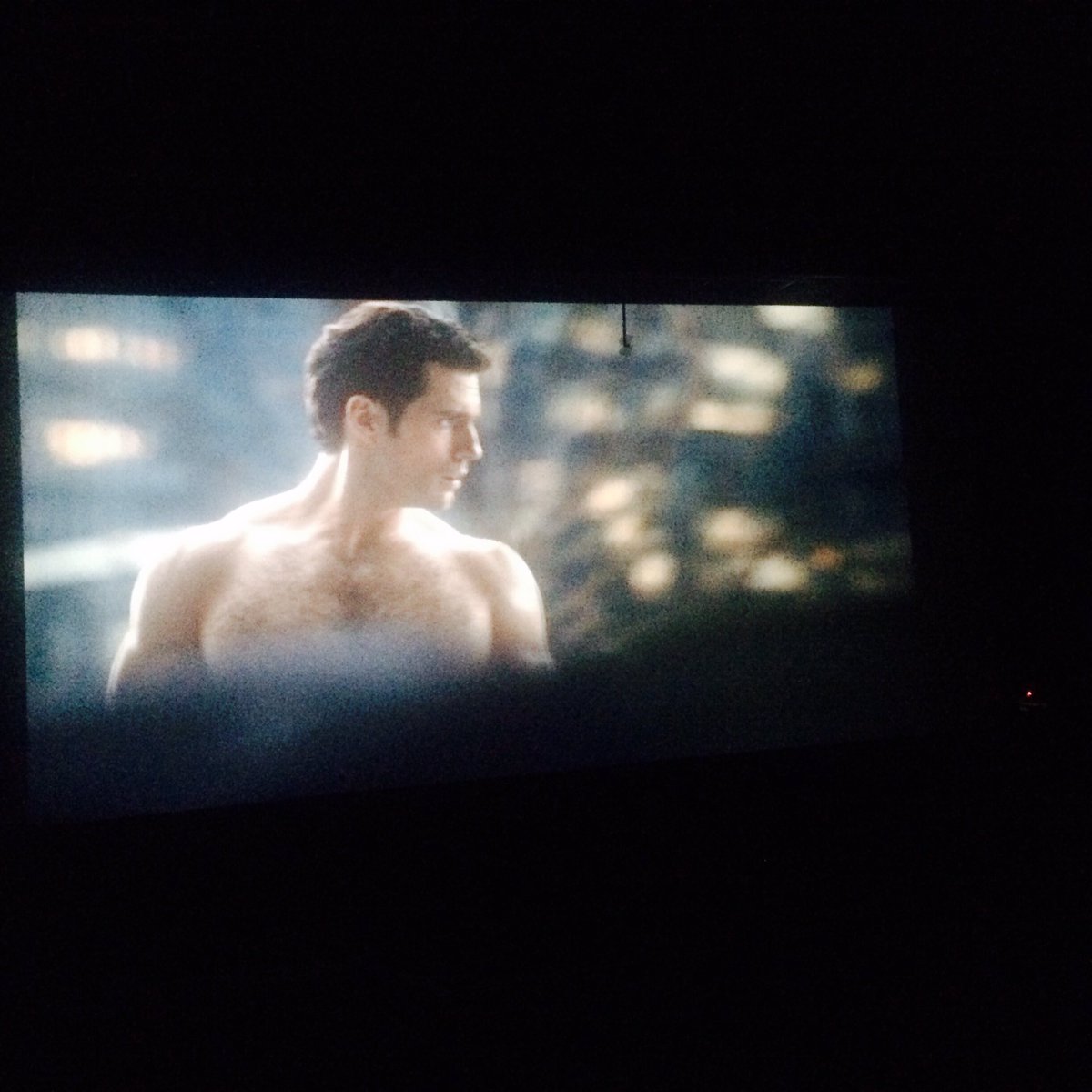 aslijaatni's tweet photo. #Superman💥 #BestEntryEver💪🏻♥️ #He'sHome🏡#AndHeKilled_it💘#GodndHopeNeverDies🙌🏻💫 https://t.co/WpXJDjXzJE