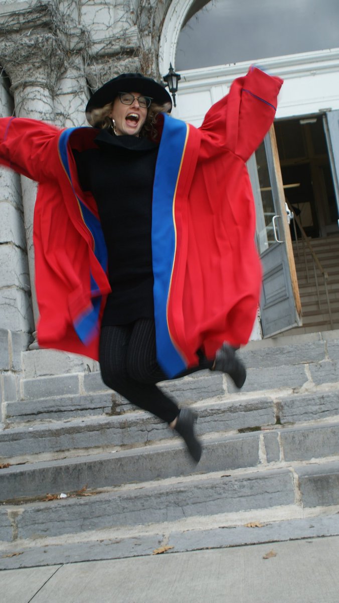 steph_coen's tweet photo. The robe doubles as flight suit. #QGrad17 https://t.co/5CwX4UXrpj