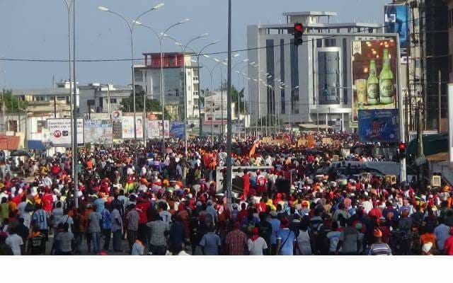 Farida_N's tweet photo. Mainwhile in #Togo this afternoon, 14 cities are saying #Fauremustgo#Togodebout https://t.co/hDPBw9AwA6