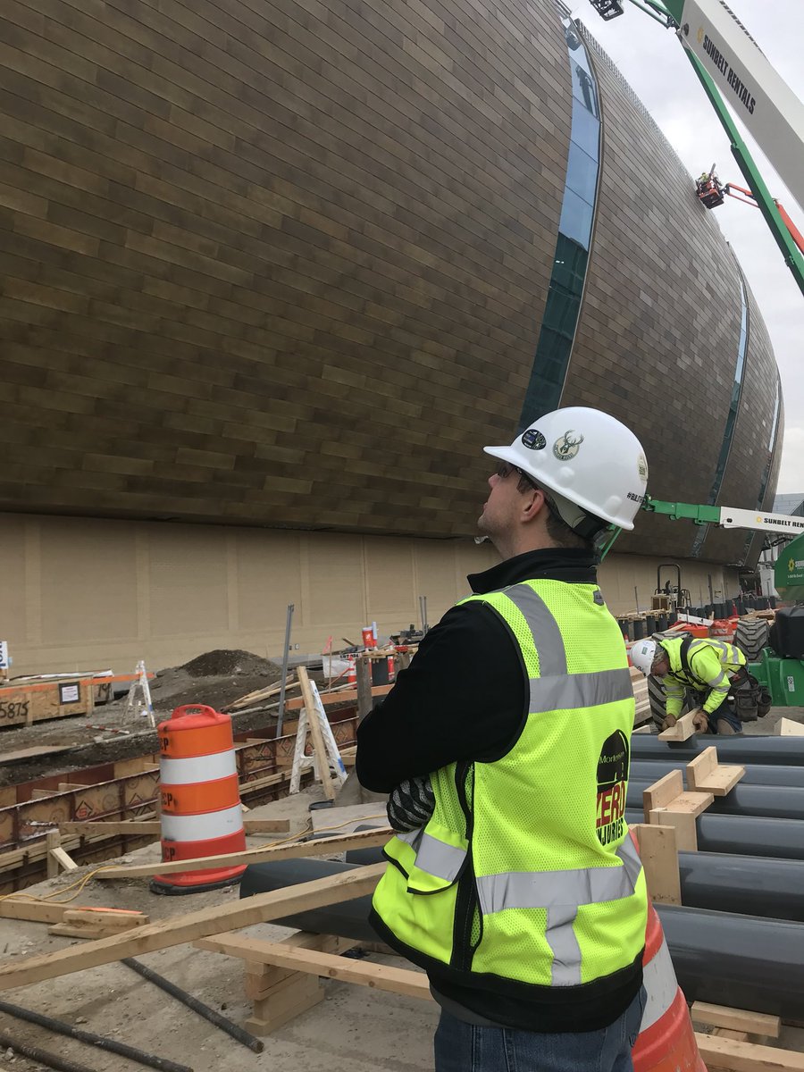 bridget_kraus's tweet photo. Finish Safe. Finish Strong. #BuildTheFuture @MortensonWI @Bucks @JesseA_Kemp https://t.co/URA4QUFpjZ