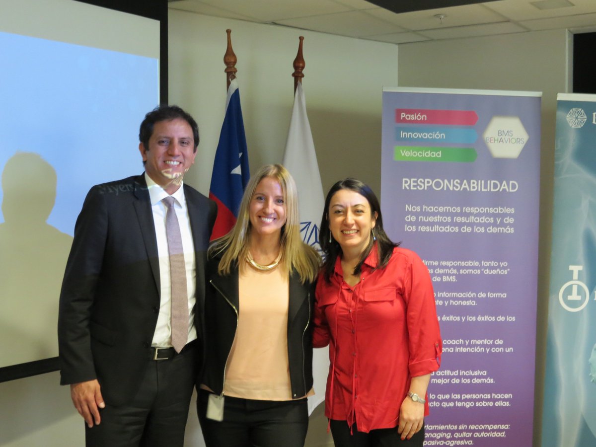 PressComChile's tweet photo. PressCom organizó taller de relacionamiento entre nuestro cliente Bristol Myers Squibb y periodistas.  Así, buscamos posicionar el tema de la Inmuno – Oncología Y la inversión de la industria farmacéutica en Chile. #PressComChile #periodistas #PR #eventosPressCom https://t.co/0H64CuH4VK