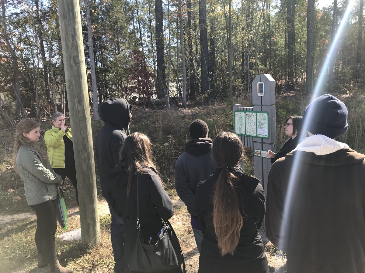 ToddBikePEd's tweet image. Made in Durham/@AchieveDurham students rock!!!  Great ?s and discussion w these students, @ECGreenway, @CityofDurhamNC Parks, @StewartInc, @altaplanning on ATT Bridge about greenway projects &amp;amp; careers