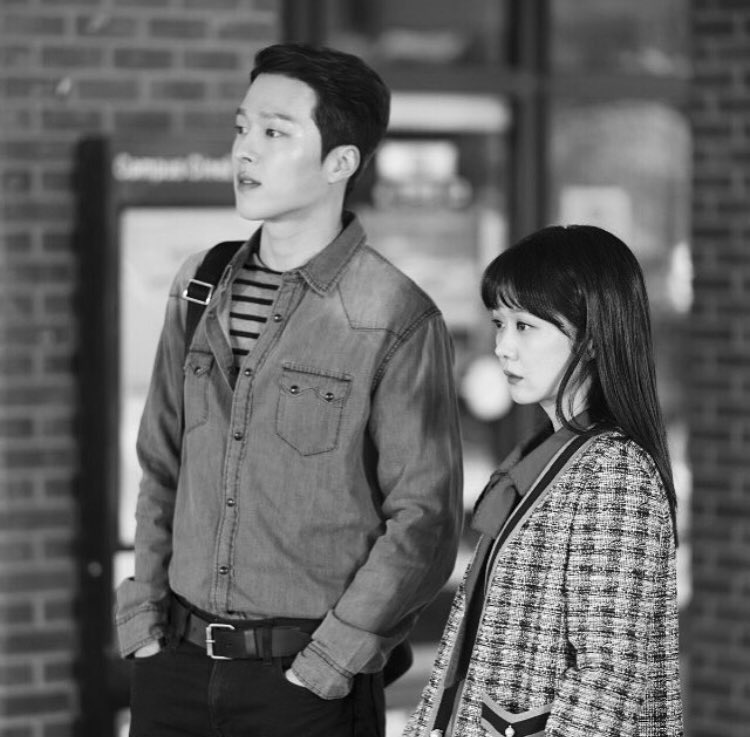 giyonggall's tweet photo. [#PHOTO] 오늘은 보다 행복해지고 편안해질 남길 선배를 기다릴게요 ,,
#JANGKIYONG #장기용 https://t.co/c8Yed1kr4Z