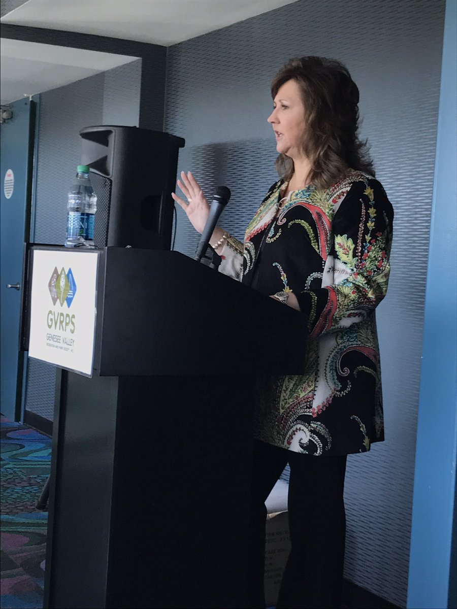 ChiliRecreation's tweet photo. Today's keynote speaker was Naomi Silver. She talked about community and the importance of leisure opportunities to quality of life! #GVRPS @RocRedWings https://t.co/PjPQT21EV6