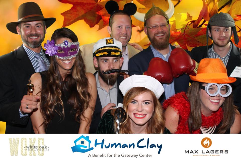 JarrellATL's tweet photo. #Flashback to #Wednesday night >> Awesome night for @gatewayctr & #HumanClay2017! We're #grateful to be a part of such an amazing event! #TeamJarrell #HumanClay #GetInvolved https://t.co/pXw0SAkwt4