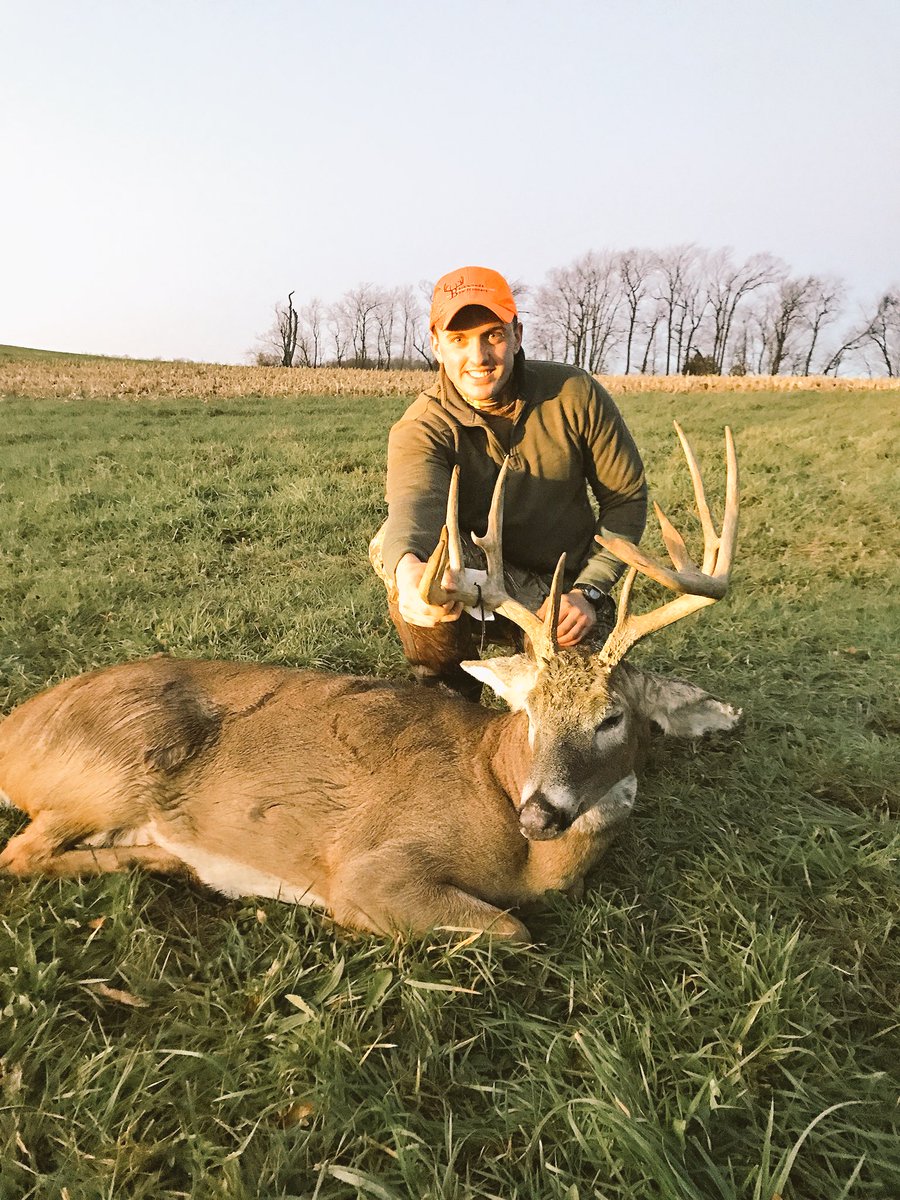 Backwood_Hunter's tweet photo. 150 7/8, PA bruiser killed on 11/08/17 https://t.co/VDZ9pi76HF