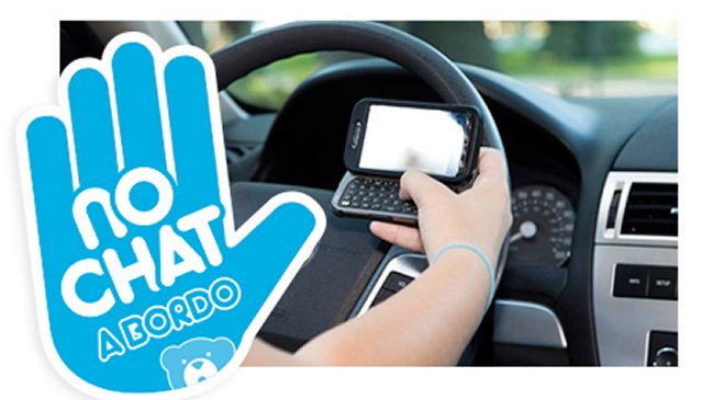 roadcoskate's tweet photo. Esta campaña se viralizo hace algún tiempo, seria bueno volverlo a poner de moda #ConducirCon https://t.co/y11QKnZNdB