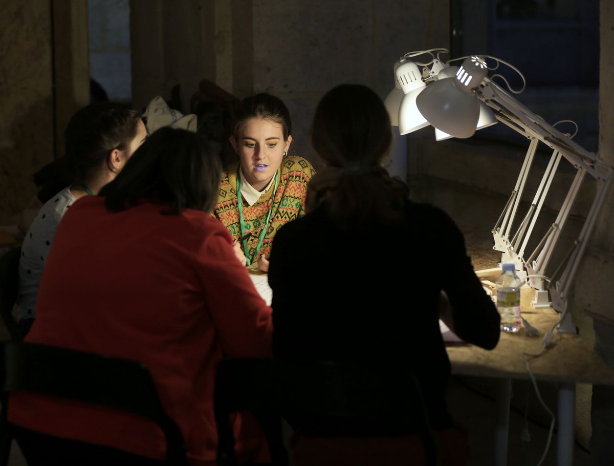imaginalaciudad's tweet photo. #LaCiudadImaginada tiene como escenario @PatioHerreriano, donde medio centenar de ciudadanos comparten inquietudes y propuestas para hacer de #Valladolid un lugar más habitable y sostenible 😊 https://t.co/BFlRiJsIJD