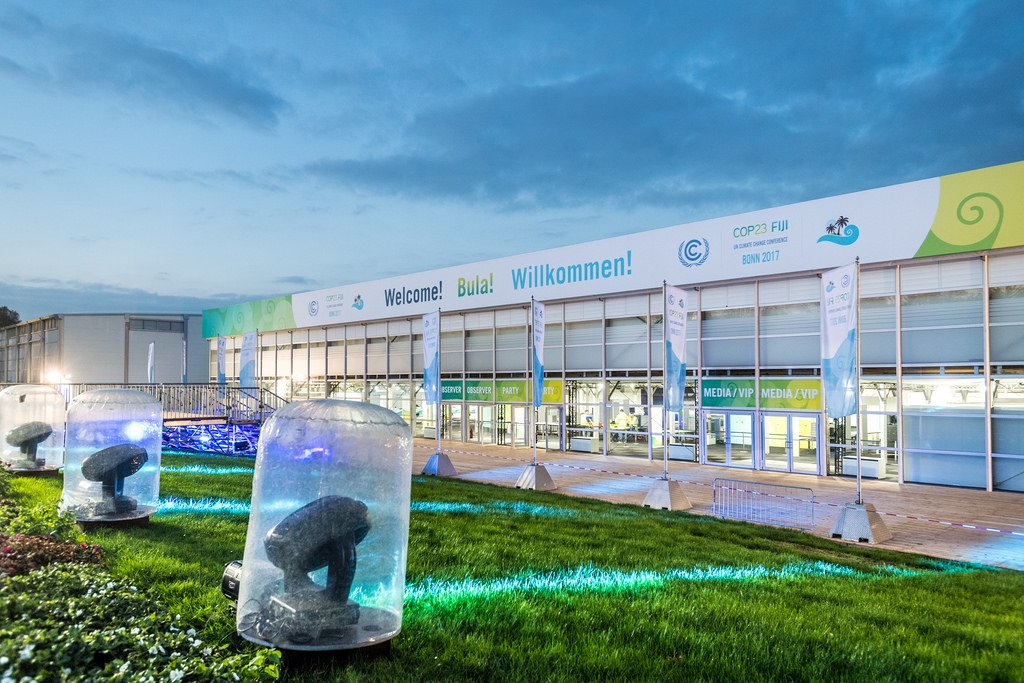 UNFCCC's tweet photo. New wave of #ClimateAction announced at @UN Climate Change Conference in Bonn #COP23 https://t.co/41htzyU0r3 Major initiatives include funds to support the poorest and most vulnerable #GlobalGoals https://t.co/4FtbpS57W4