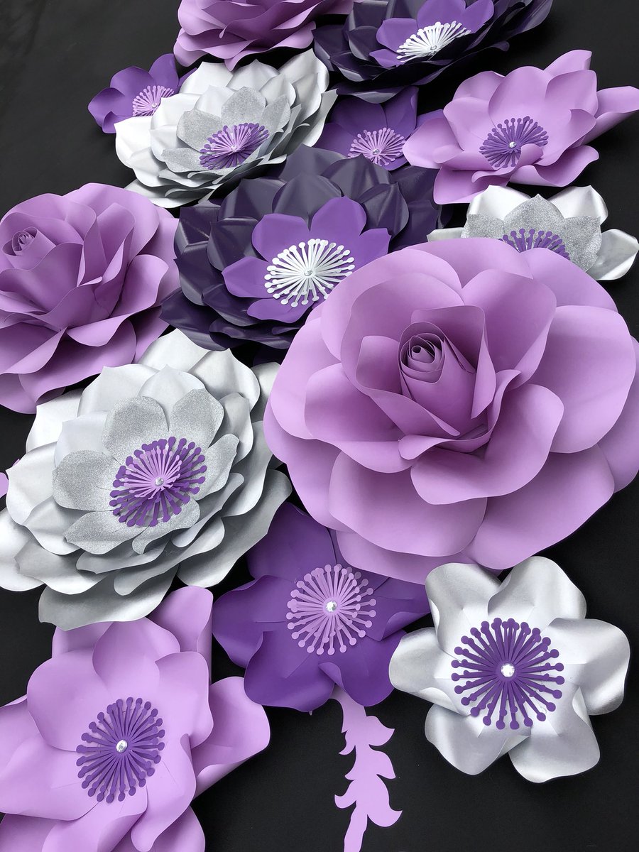 cutepaperflowe1's tweet photo. Beautiful paper flower backdrop #cutepaperflowers #flowerdecore #roses #paperflowers #paperflowerwall #paperflowerbackdrop  #nuerserydecore #paperflowers #paperflowerwall #giantpaperflowers #handmade #lasvegas #partydecor #craft #customemade #homedecor #supportsmallbusiness https://t.co/qbfhHFYAQb