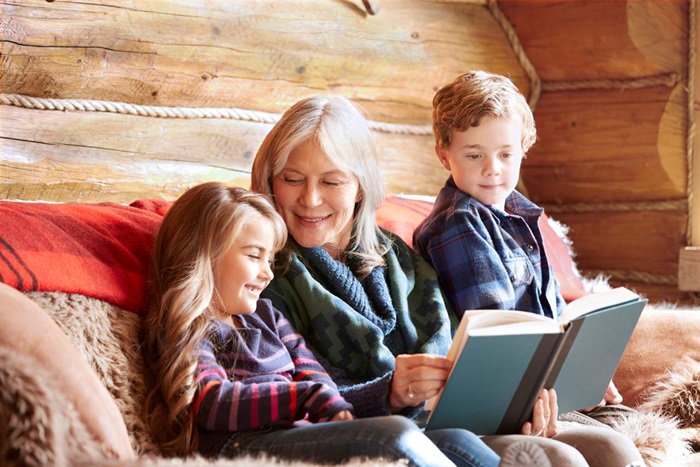 A natural listening experience means that you are oriented and aware of what’s going on around you, that you can focus on what you want to listen to, and that you can effortlessly follow conversations or shift your attention to other sounds.  ow.ly/3gVZ30gEov3