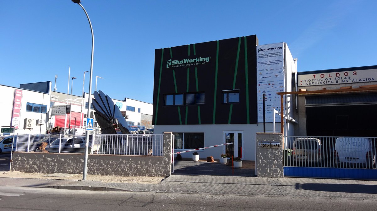 Urberuaga's tweet photo. Edificio ShoWorking en Rivas de alta eficiencia energética, un centro para unir sinergías entre empresas comprometidas con la calidad y el ahorro de energía.
@Anerr_ @IMEYCA @e3ecodesign #BajoConsumo #Passivhaus #RehabilitaciónEnergética https://t.co/6E5flZ3ZU1