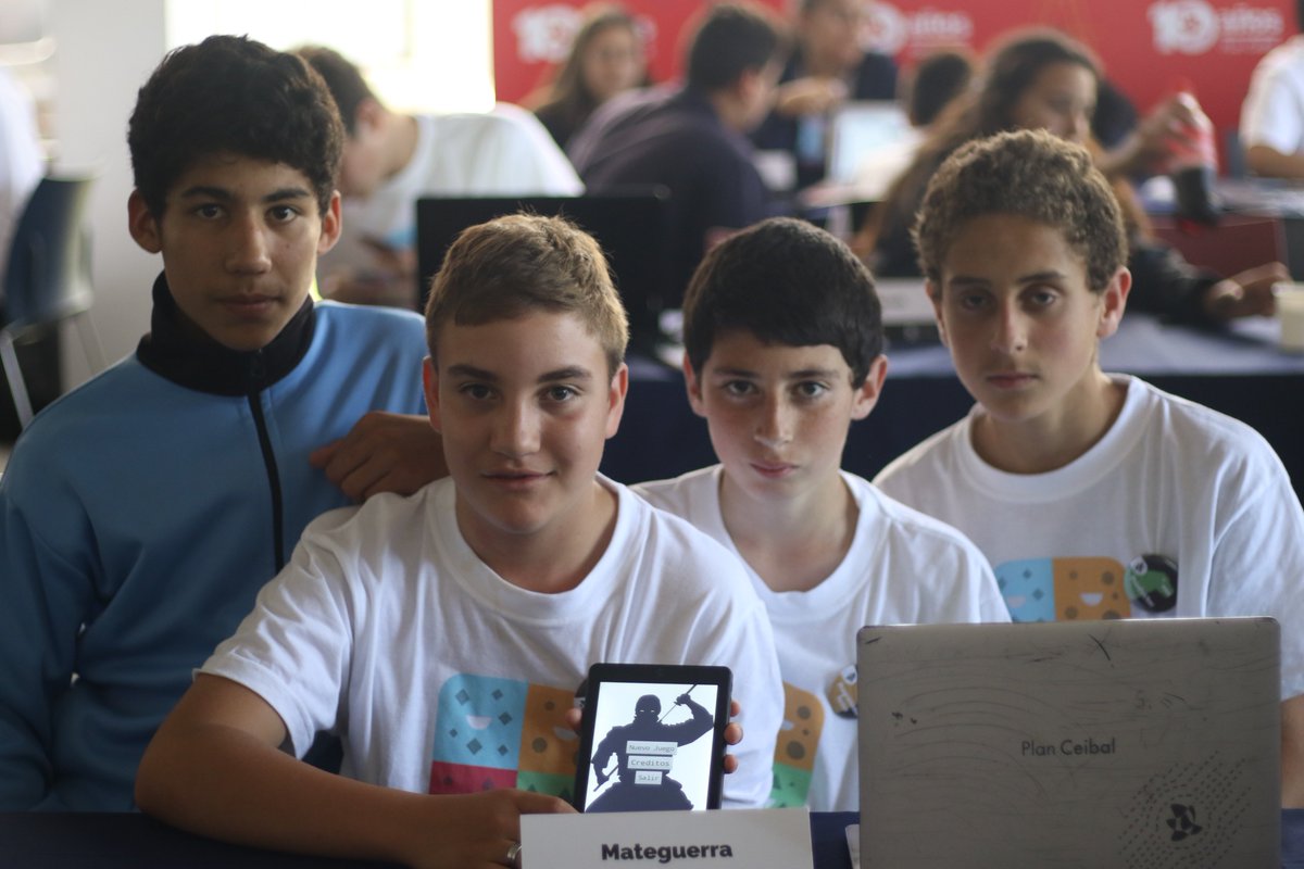 Ceibal_Uy's tweet photo. Brian, Nahuel, Tomás y Santiago son del liceo Carlos Reyles de Durazno y desarrollaron un juego que los motiva a aprender matemáticas. #GenApp #OlimpiadaRPVCeibal https://t.co/NVRCSCXTdo