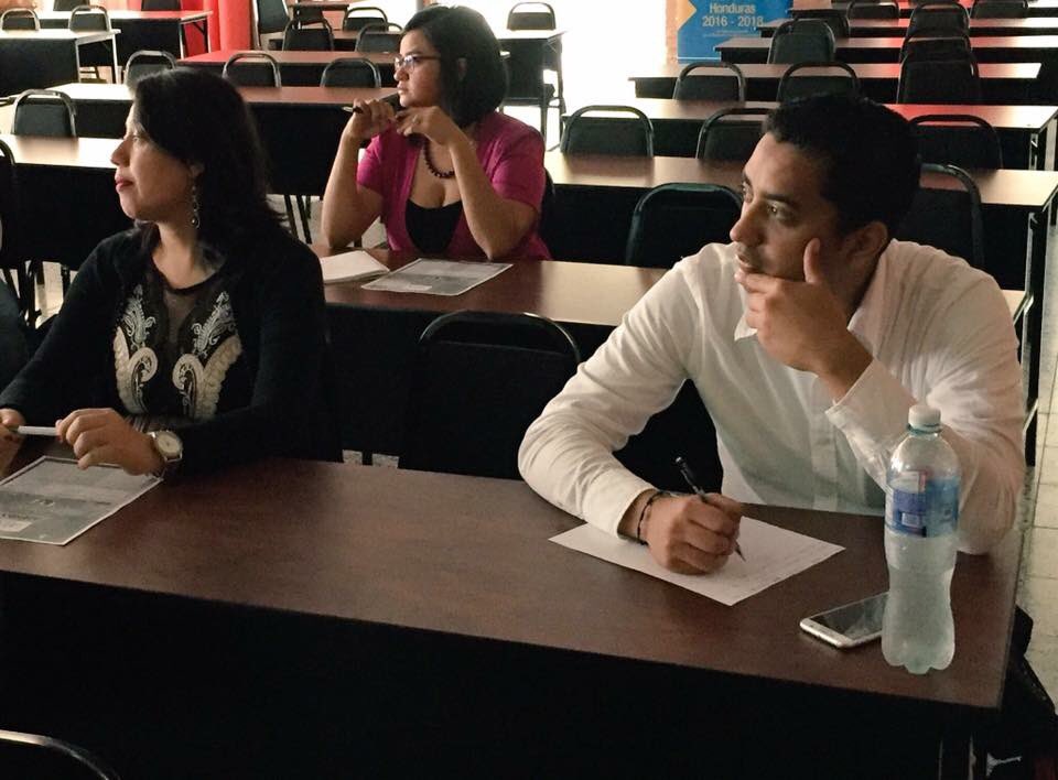 LabicHonduras's tweet photo. ¡Así se llevó a cabo el taller de Co-creación con miembros de Sociedad Civil y el Consejo Juvenil AGAH! #HondurasInnova https://t.co/l5l4iTHZZz
