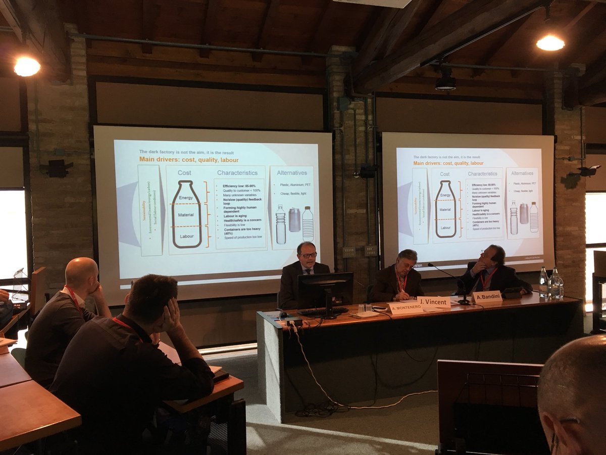 Ha_KANLI's tweet photo. #EtimineSA was in #Parma today for the #ItalianGlassDay :)

#Glass
#Borates
#Industry40 https://t.co/Dq5PXcDDm3
