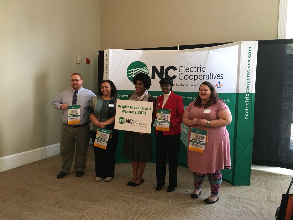 TPerry126's tweet photo. @CumberlandCoSch #ncbrightideas https://t.co/DEGlHg3e44