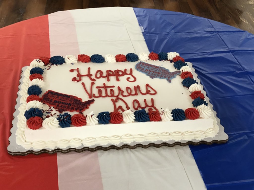 DyerrRob's tweet photo. Georgetown ISD NJROTC students visit Veterans at Park Place.  Great program!  The NJROTC students did an outstanding job! https://t.co/Veuzs309Th