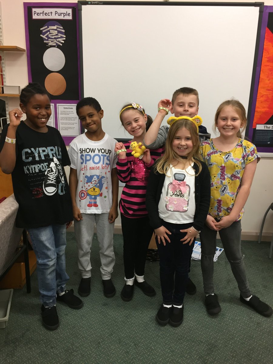 ThreeLaneEnds's tweet photo. Year 6 celebrate Children in Need. https://t.co/SjnjGt8Ypz