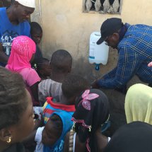 On ne construit plus de toilettes sans lave-main ! 

19 novembre la journée mondiale des toilettes : 4,5 milliards de personnes n’ont pas de toilettes à la maison.

#ToiletDay  <a href="/adedsuisse/">Aded-Suisse</a> <a href="/ONU_fr/">Nations Unies (ONU)</a>

portail-humanitaire.org/la-boutique-ed…