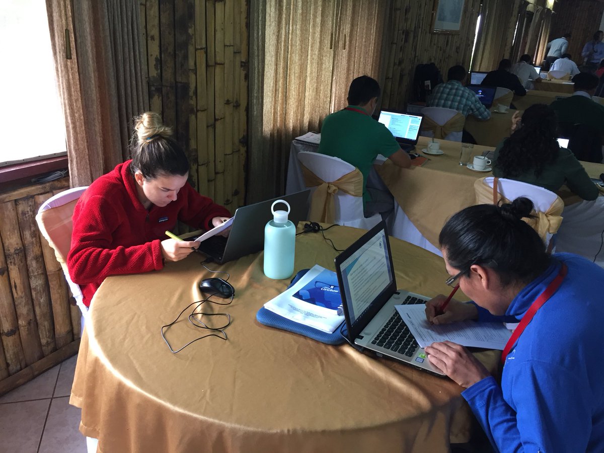 FEDAPAL's tweet image. Inicio examen final #Curso #AuditorLider #RSPO, cultivo de #PalmaAceitera Ecuador siempre adelante. Excelentes estudiantes 🇪🇨 🇦🇹🇨🇴. Gracias tutores de @proforest   Esperamos sigan apoyando. @FEDAPAL @aexpalmaec @proforest @RSPOtweets @AgriculturaEc @VanessaCorderoA