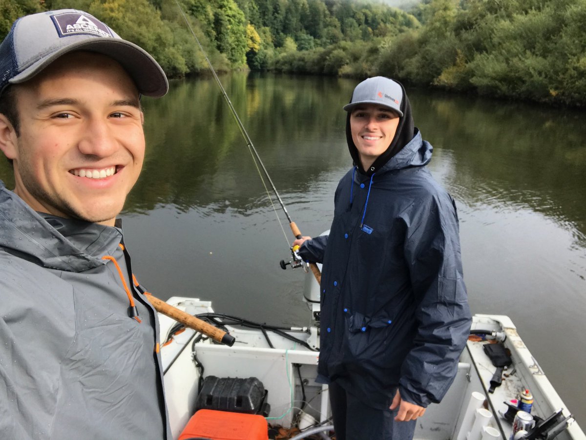 Up_LevelClean's tweet photo. #RainDay #Fishing #HydraMaster #ULM #CarpetCleaning #Folsom #EDH #Windows #Cleaning #CameronPark #RPM_Nationals #Placerville #Auburn #Sacramento https://t.co/oOMuE3GISu