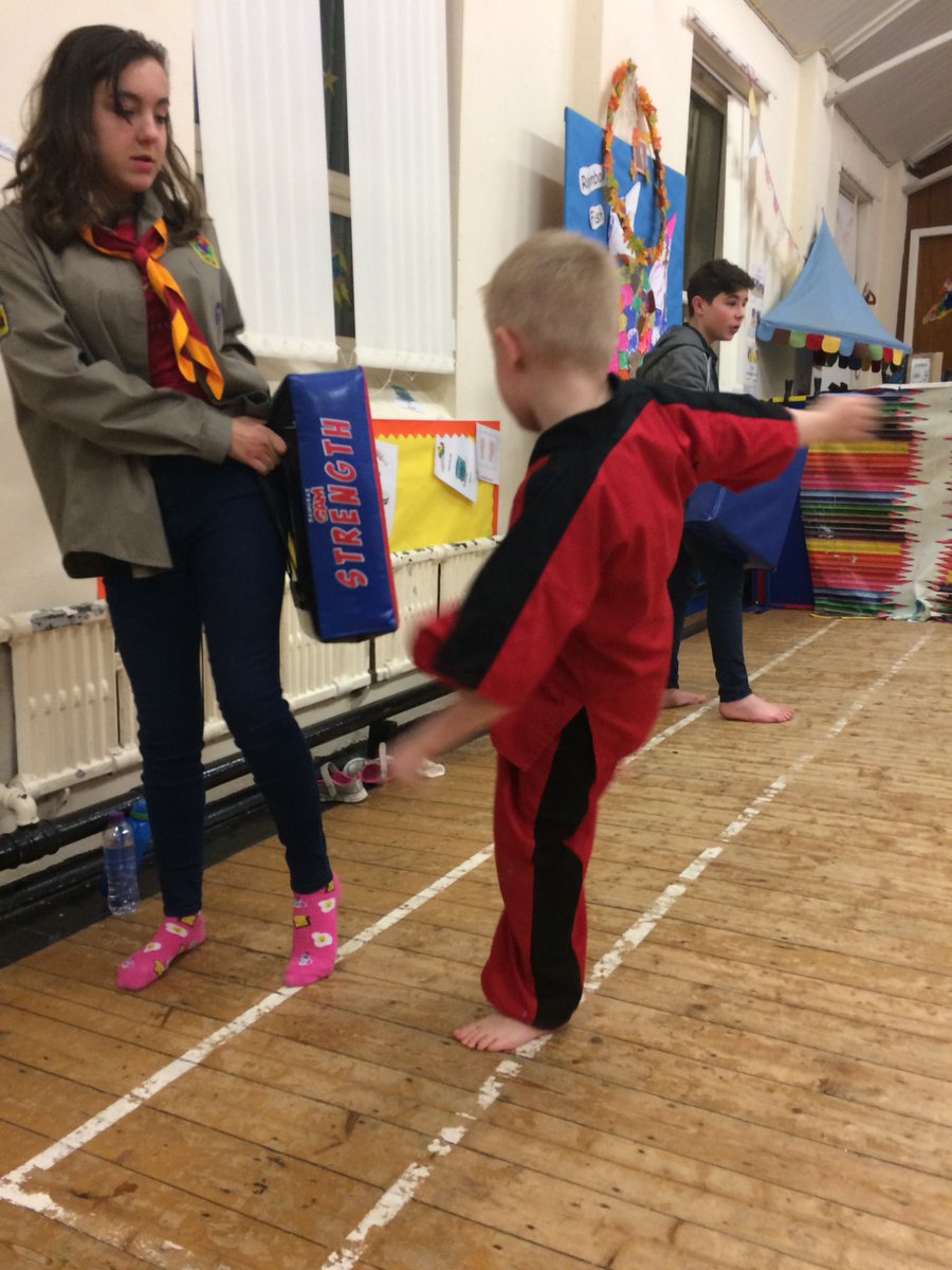 9thRamsbottom's tweet photo. Karate at Beavers... #karate #iscout #ramsbottom #team9thrammy #beaverscouts #redtigerkarate https://t.co/c51Nw4td5k