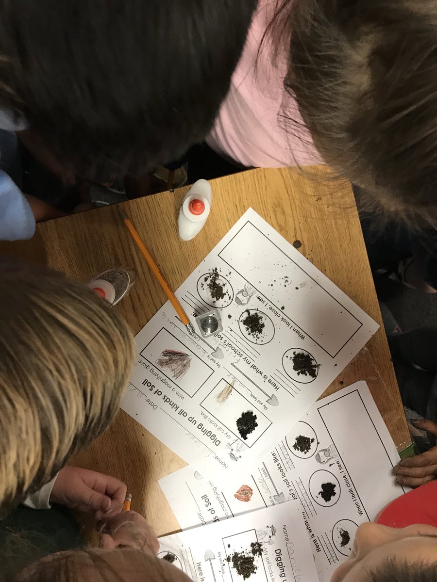 We found a live worm while observing, describing, and comparing our soil. #Memories #ForneyConnects