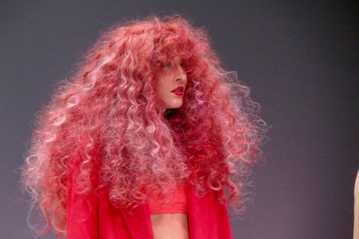 beautymarket_es's tweet photo. 💡#INSPIRATION #ITVA @COTYInc @WellaProEs @WellaPro #Spring #Summer 2018 #NontouringShift ♥️
#HairColour #HairCut #HairArt #HairArtists #Styles #HairStyles
@beautymarket_es ESTUVO ALLÍ! https://t.co/HbO20dsOtE